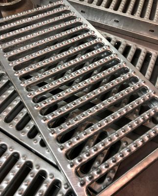 خرید Unistrut Planking و Strutting در ساخت و ساز سیستم United Interlock Planking Grating online manufacture